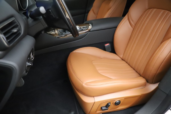 New 2020 Maserati Levante Q4 GranLusso for sale $86,935 at Bugatti of Greenwich in Greenwich CT 06830 15