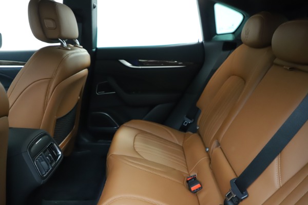 New 2020 Maserati Levante Q4 GranLusso for sale $86,935 at Bugatti of Greenwich in Greenwich CT 06830 19
