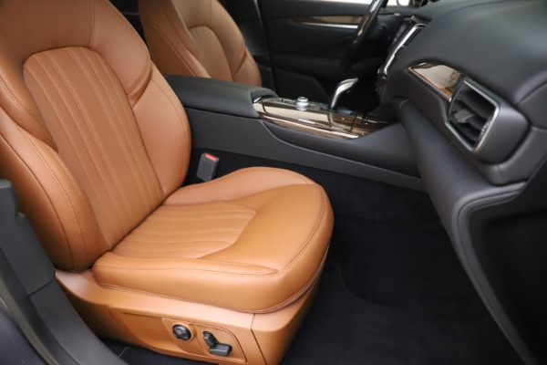 New 2020 Maserati Levante Q4 GranLusso for sale $86,935 at Bugatti of Greenwich in Greenwich CT 06830 24