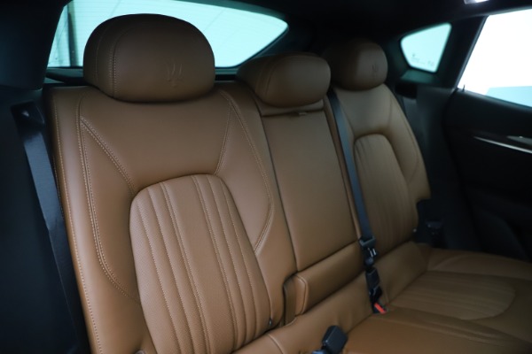 New 2020 Maserati Levante Q4 GranLusso for sale $86,935 at Bugatti of Greenwich in Greenwich CT 06830 26