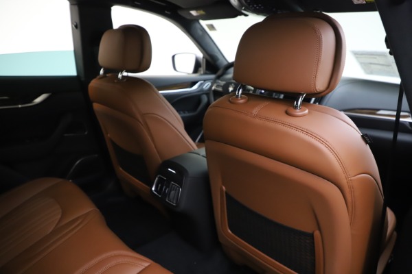 New 2020 Maserati Levante Q4 GranLusso for sale $86,935 at Bugatti of Greenwich in Greenwich CT 06830 28