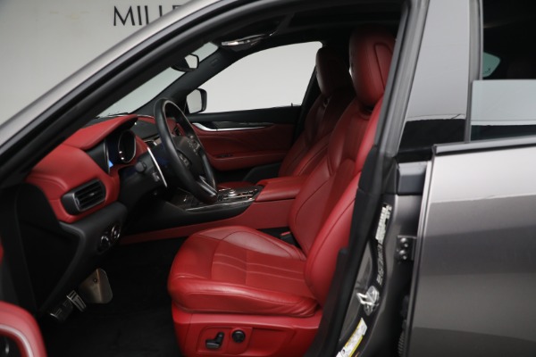 Used 2020 Maserati Levante Q4 GranSport for sale $57,900 at Bugatti of Greenwich in Greenwich CT 06830 17