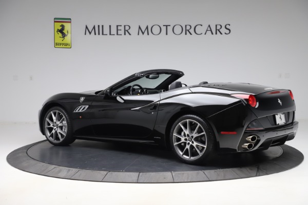 Used 2014 Ferrari California 30 for sale Sold at Bugatti of Greenwich in Greenwich CT 06830 4