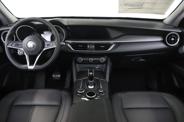 New 2019 Alfa Romeo Stelvio Ti Q4 for sale $51,490 at Bugatti of Greenwich in Greenwich CT 06830 16