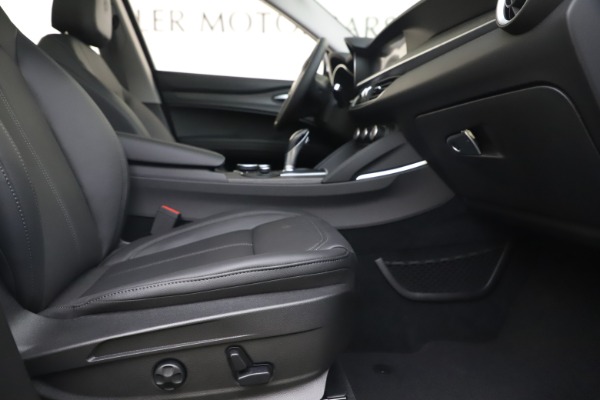New 2019 Alfa Romeo Stelvio Ti Q4 for sale $51,490 at Bugatti of Greenwich in Greenwich CT 06830 23