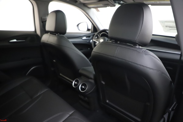 New 2019 Alfa Romeo Stelvio Ti Q4 for sale $51,490 at Bugatti of Greenwich in Greenwich CT 06830 28