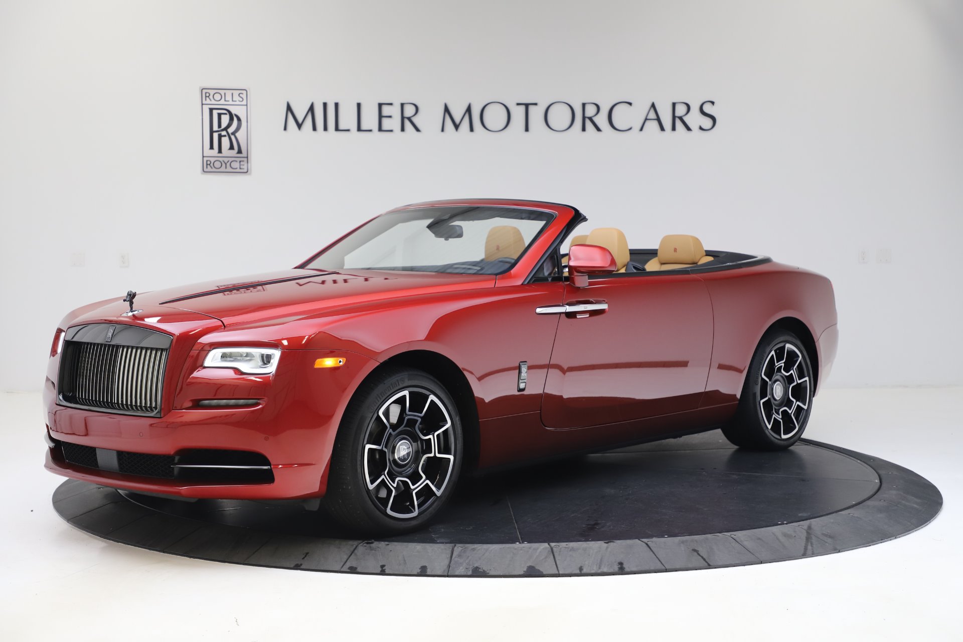Used 2019 Rolls-Royce Dawn Black Badge for sale $349,900 at Bugatti of Greenwich in Greenwich CT 06830 1