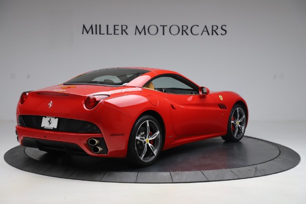 Used 2014 Ferrari California 30 for sale Sold at Bugatti of Greenwich in Greenwich CT 06830 16