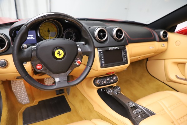 Used 2014 Ferrari California 30 for sale Sold at Bugatti of Greenwich in Greenwich CT 06830 18