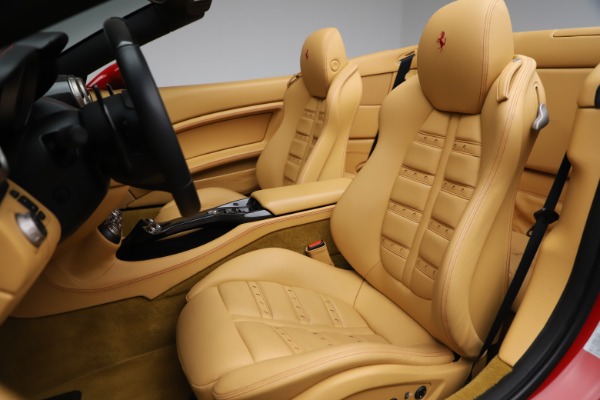 Used 2014 Ferrari California 30 for sale Sold at Bugatti of Greenwich in Greenwich CT 06830 20