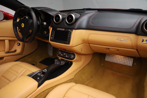 Used 2014 Ferrari California 30 for sale Sold at Bugatti of Greenwich in Greenwich CT 06830 23