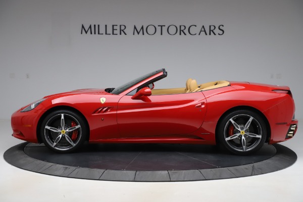 Used 2014 Ferrari California 30 for sale Sold at Bugatti of Greenwich in Greenwich CT 06830 3