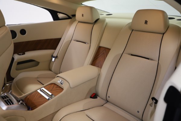 Used 2015 Rolls-Royce Wraith for sale $169,900 at Bugatti of Greenwich in Greenwich CT 06830 13