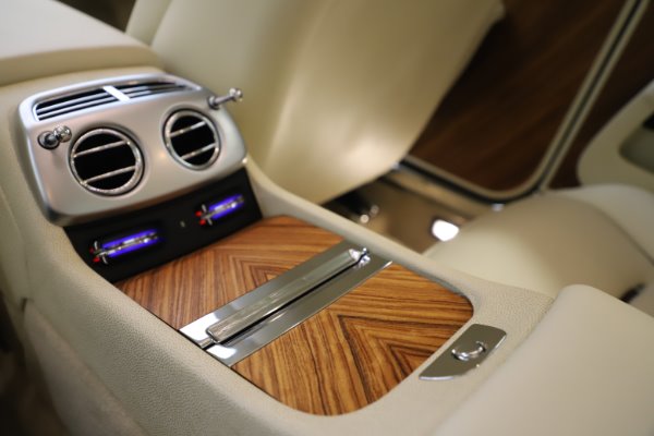 Used 2015 Rolls-Royce Wraith for sale Sold at Bugatti of Greenwich in Greenwich CT 06830 21