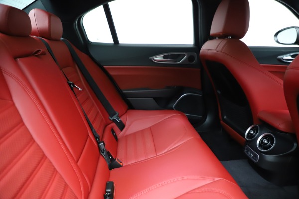 New 2020 Alfa Romeo Giulia Ti Sport Q4 for sale Sold at Bugatti of Greenwich in Greenwich CT 06830 27