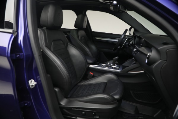 Used 2020 Alfa Romeo Stelvio Ti Sport Q4 for sale $23,900 at Bugatti of Greenwich in Greenwich CT 06830 15
