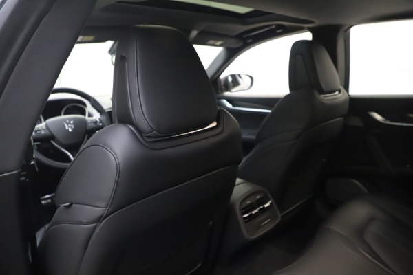 New 2019 Maserati Ghibli SQ4 GranSport for sale $100,695 at Bugatti of Greenwich in Greenwich CT 06830 20