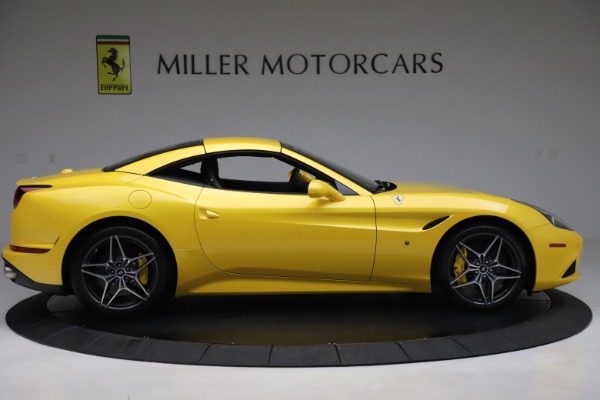 Used 2015 Ferrari California T for sale Sold at Bugatti of Greenwich in Greenwich CT 06830 17