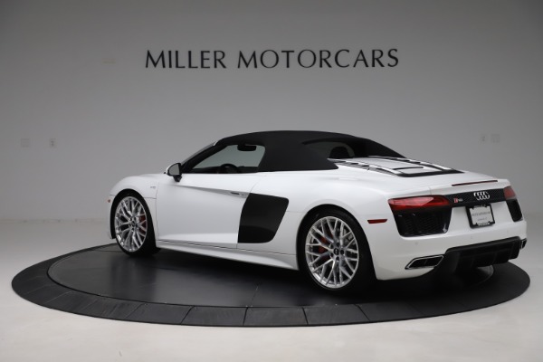 Used 2017 Audi R8 5.2 quattro V10 Spyder for sale Sold at Bugatti of Greenwich in Greenwich CT 06830 15