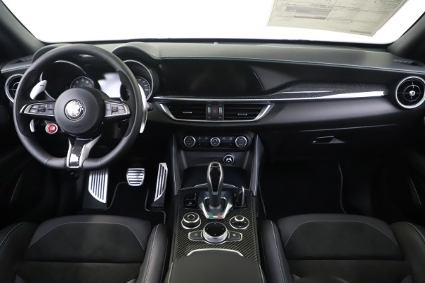 New 2020 Alfa Romeo Stelvio Quadrifoglio for sale $88,845 at Bugatti of Greenwich in Greenwich CT 06830 16