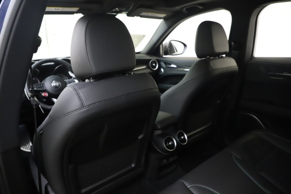 New 2020 Alfa Romeo Stelvio Quadrifoglio for sale $88,845 at Bugatti of Greenwich in Greenwich CT 06830 20