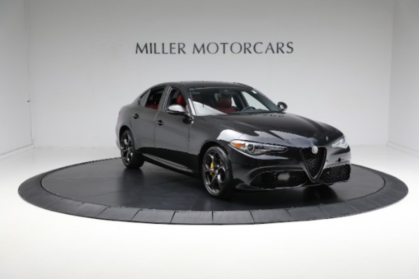 Used 2021 Alfa Romeo Giulia Veloce for sale $35,900 at Bugatti of Greenwich in Greenwich CT 06830 23