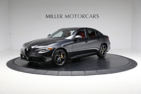 Used 2021 Alfa Romeo Giulia Veloce for sale $35,900 at Bugatti of Greenwich in Greenwich CT 06830 3