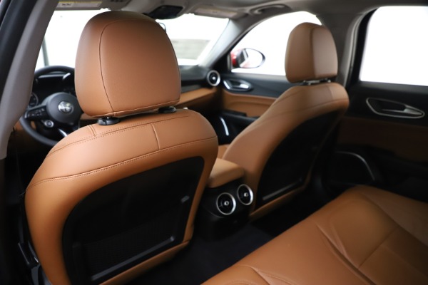 New 2020 Alfa Romeo Giulia Q4 for sale Sold at Bugatti of Greenwich in Greenwich CT 06830 20