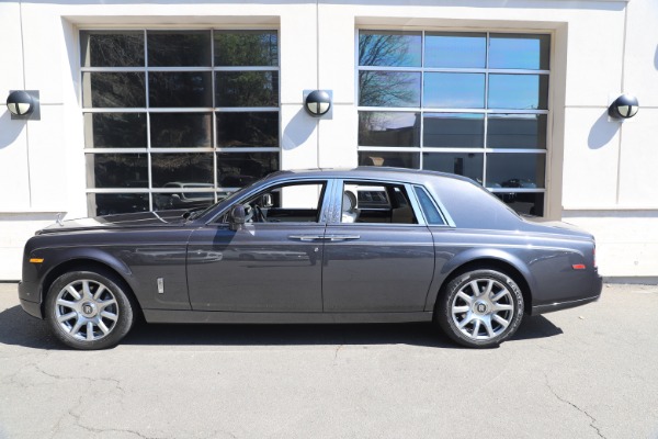 Used 2013 Rolls-Royce Phantom for sale Sold at Bugatti of Greenwich in Greenwich CT 06830 3