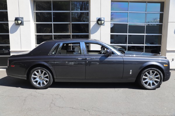 Used 2013 Rolls-Royce Phantom for sale Sold at Bugatti of Greenwich in Greenwich CT 06830 7