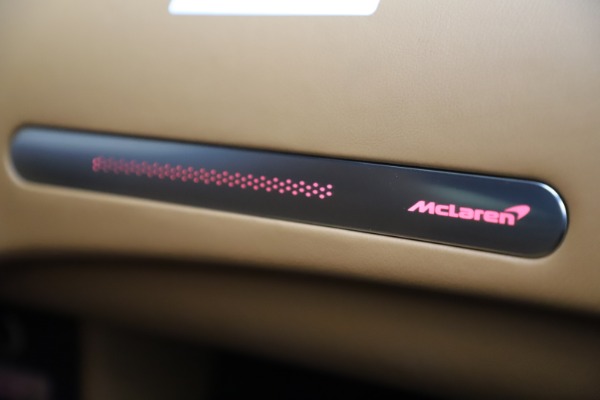 New 2020 McLaren GT Luxe for sale $236,675 at Bugatti of Greenwich in Greenwich CT 06830 23