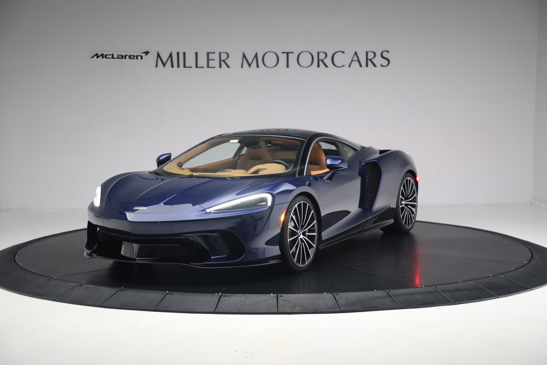 Used 2020 McLaren GT Luxe for sale Sold at Bugatti of Greenwich in Greenwich CT 06830 1