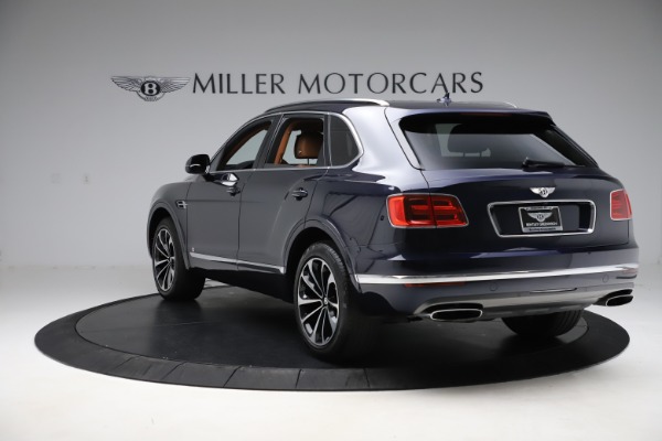 Used 2017 Bentley Bentayga W12 for sale Sold at Bugatti of Greenwich in Greenwich CT 06830 5