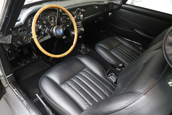 Used 1964 Aston Martin DB5 for sale Sold at Bugatti of Greenwich in Greenwich CT 06830 15