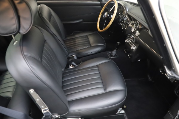 Used 1964 Aston Martin DB5 for sale Sold at Bugatti of Greenwich in Greenwich CT 06830 25