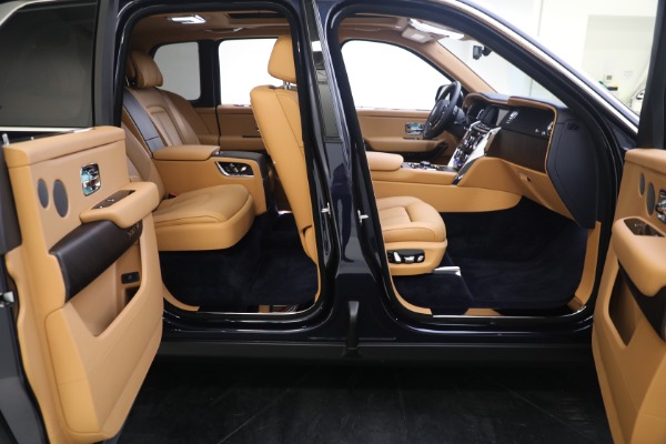 Used 2020 Rolls-Royce Cullinan for sale Sold at Bugatti of Greenwich in Greenwich CT 06830 25