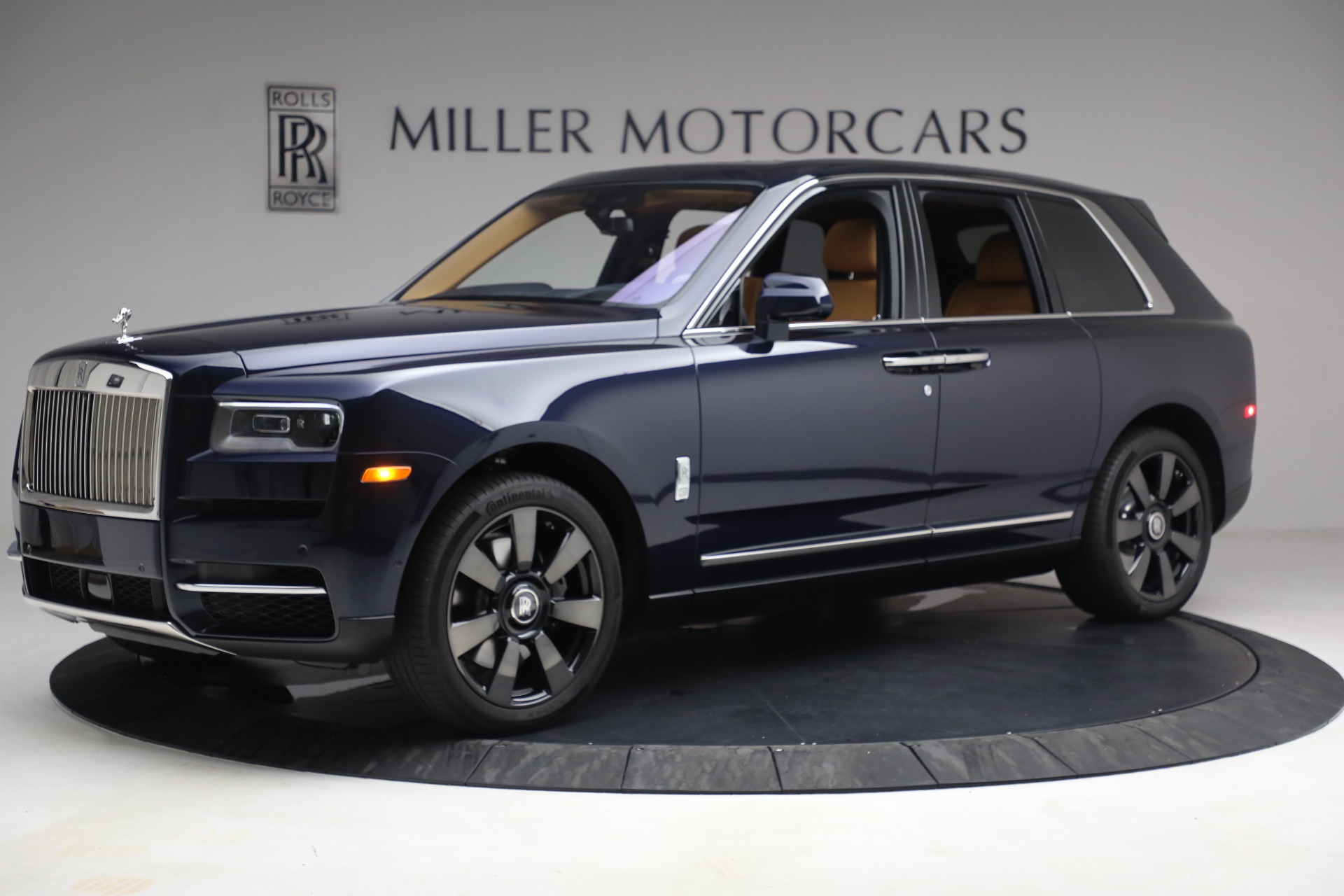 Used 2020 Rolls-Royce Cullinan for sale Sold at Bugatti of Greenwich in Greenwich CT 06830 1