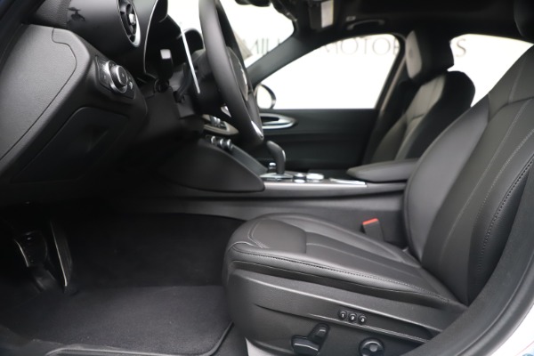 New 2020 Alfa Romeo Giulia Sport Q4 for sale $49,145 at Bugatti of Greenwich in Greenwich CT 06830 14