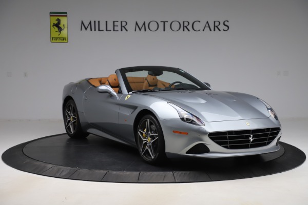 Used 2017 Ferrari California T for sale Sold at Bugatti of Greenwich in Greenwich CT 06830 11