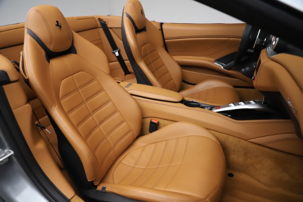 Used 2017 Ferrari California T for sale Sold at Bugatti of Greenwich in Greenwich CT 06830 26