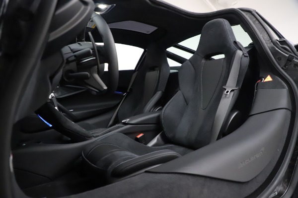 Used 2020 McLaren 720S Performance for sale $279,900 at Bugatti of Greenwich in Greenwich CT 06830 22