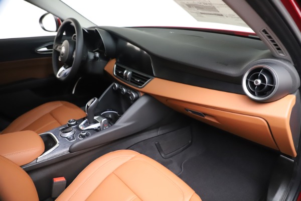 New 2020 Alfa Romeo Giulia Q4 for sale Sold at Bugatti of Greenwich in Greenwich CT 06830 22
