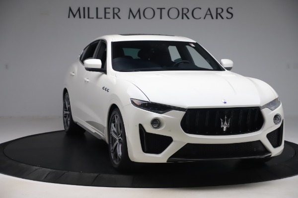 Used 2019 Maserati Levante Trofeo for sale $45,900 at Bugatti of Greenwich in Greenwich CT 06830 10