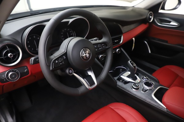 New 2020 Alfa Romeo Giulia Q4 for sale Sold at Bugatti of Greenwich in Greenwich CT 06830 13