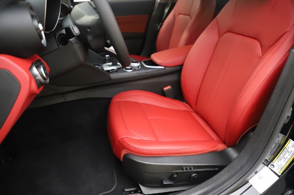 New 2020 Alfa Romeo Giulia Q4 for sale Sold at Bugatti of Greenwich in Greenwich CT 06830 15