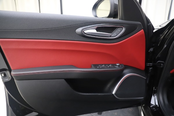 New 2020 Alfa Romeo Giulia Q4 for sale Sold at Bugatti of Greenwich in Greenwich CT 06830 17