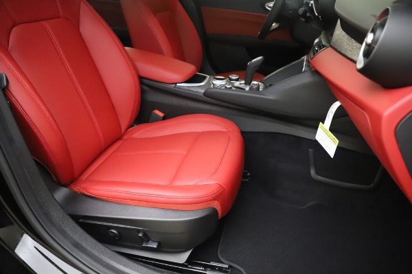 New 2020 Alfa Romeo Giulia Q4 for sale Sold at Bugatti of Greenwich in Greenwich CT 06830 24