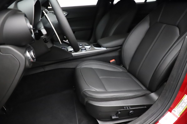 New 2020 Alfa Romeo Giulia Sport Q4 for sale Call for price at Bugatti of Greenwich in Greenwich CT 06830 15