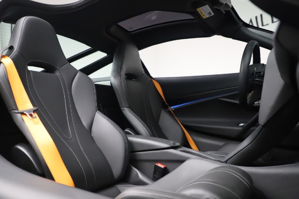 Used 2018 McLaren 720S Luxury for sale Sold at Bugatti of Greenwich in Greenwich CT 06830 22