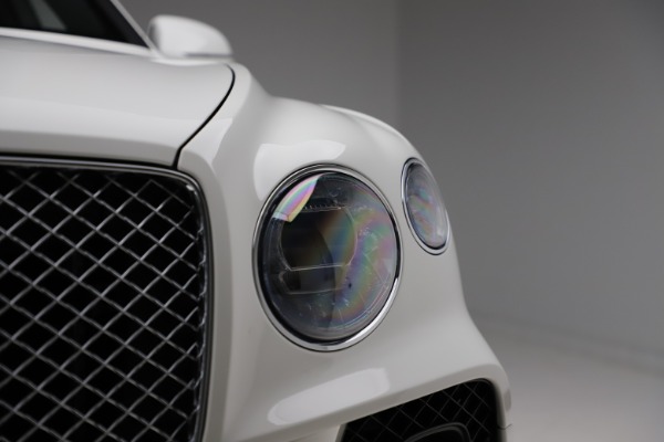 New 2021 Bentley Bentayga V8 for sale Sold at Bugatti of Greenwich in Greenwich CT 06830 15